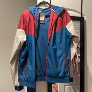 Brand new Men’s Nike windbreaker jacket!